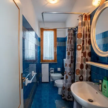 Apartment Alex House Cecina Mare